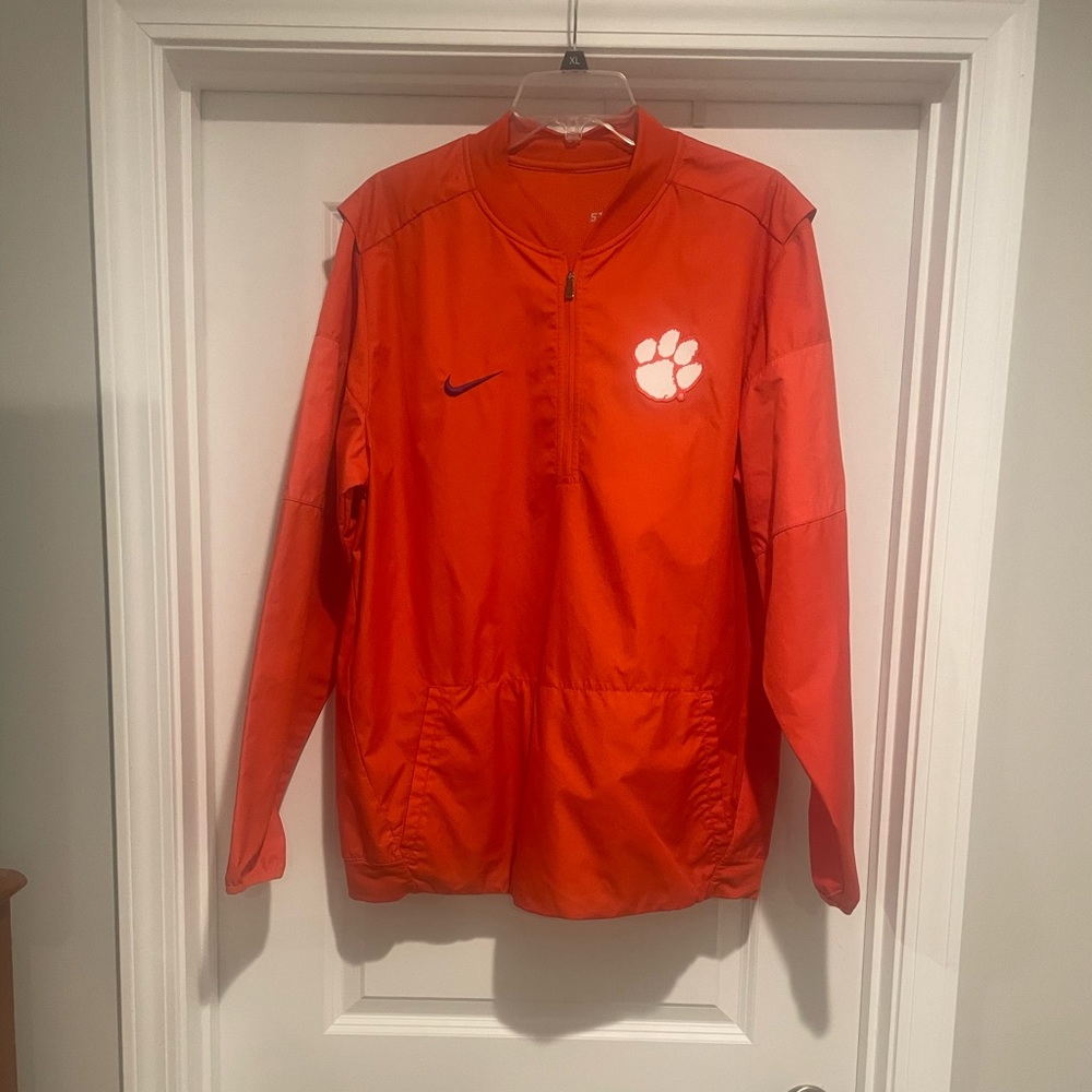 EUC Clemson Nike Pullover, Storm Fit, L.